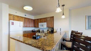 House, Multiple Beds (Three-Bedroom Apartment) | Private kitchen - Three-bedroom Apartment (North Myrtle Beach)