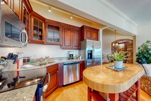 Hus, 1 kingsize-seng med sovesofa (One-Bedroom Suite) | Eget kjøkken