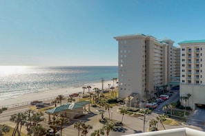 Casa, várias camas (Two-Bedroom Apartment) | Vista da sacada