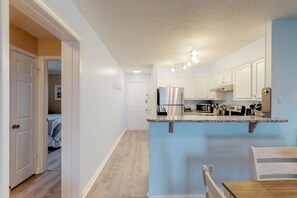 House, Multiple Beds (Two-Bedroom Apartment) | Private kitchen