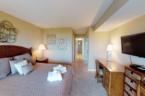 Maison, 1 très grand lit (Two-Bedroom Apartment)
