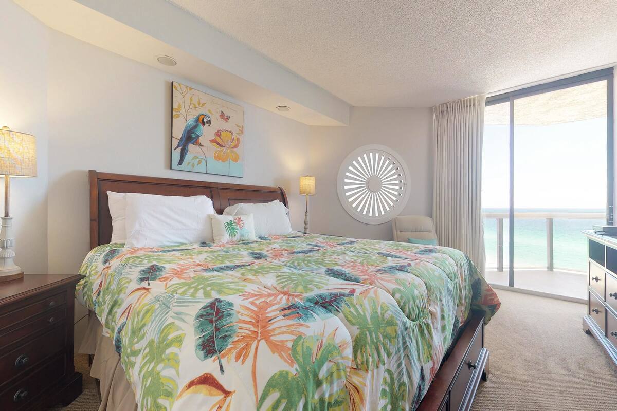 House, Multiple Beds (Two-Bedroom Apartment)