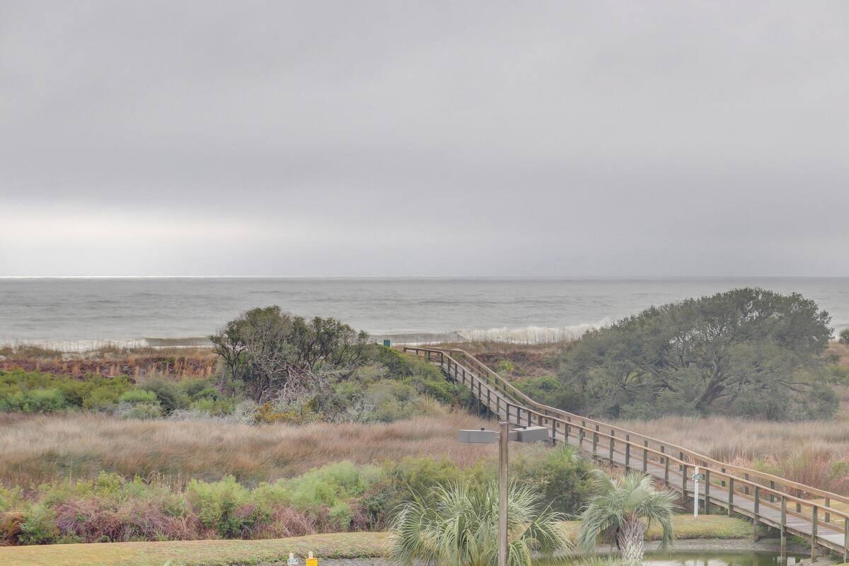 House, 1 Queen Bed with Sofa bed (One-Bedroom Apartment) | Beach/ocean view
