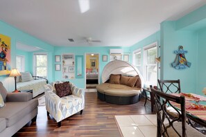 House, Multiple Beds (Two-Bedroom Cottage) | Living area