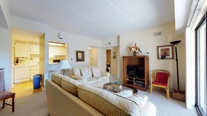 House, 1 King Bed with Sofa bed (One-Bedroom Apartment)