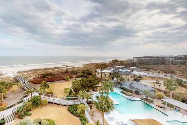 House, Multiple Beds (Two-Bedroom Apartment) | Pool