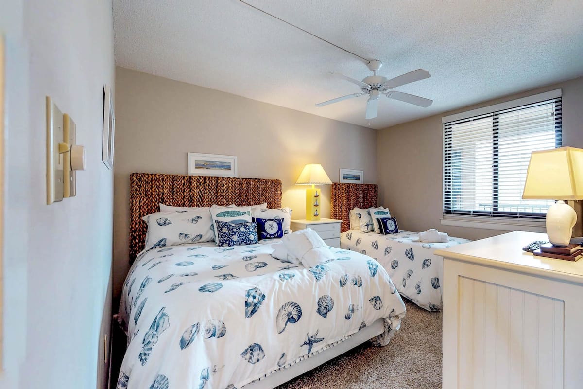 House, Multiple Beds (Two-Bedroom Apartment)