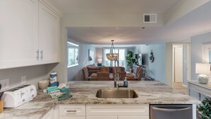 House, Multiple Beds (Two-Bedroom Apartment) | Private kitchen - Two-bedroom Apartment (Hilton Head Island)