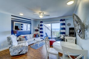 House, Multiple Beds (One-Bedroom House) | Living room - One-bedroom House (Hilton Head Island)