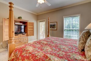 House, Multiple Beds (Two-Bedroom Apartment)