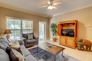 獨棟房屋, 多張床 (Two-Bedroom Apartment) | 起居區