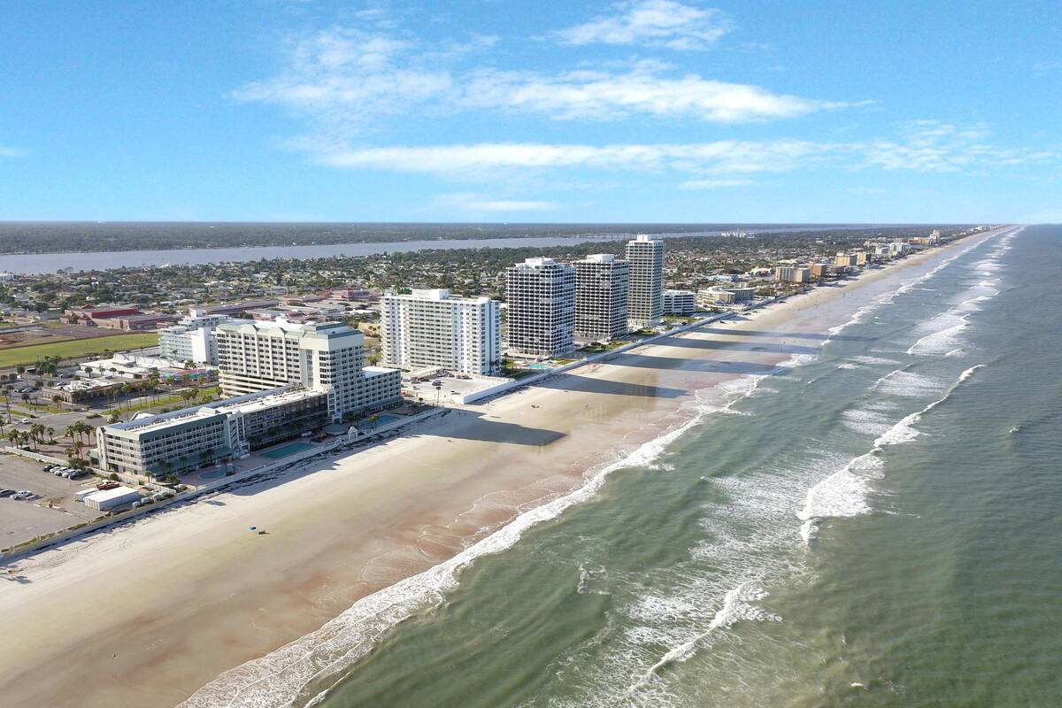 House, 2 Double Beds (Studio) | Beach/ocean view