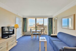 House, Multiple Beds (One-Bedroom Apartment) | Living area - Studio (Daytona Beach)