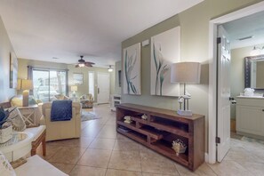 House, Multiple Beds (Two-Bedroom Townhouse) | Interior