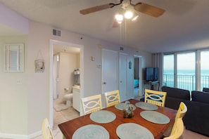 House, 1 King Bed (Two-Bedroom Apartment) | Dining - Two-bedroom Apartment (New Smyrna Beach)