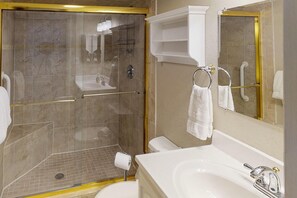 Bathroom - Two-bedroom Apartment (Marathon)