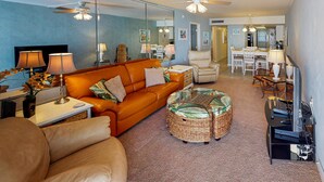 Unclassified image, 2 of 43, button - Two-bedroom Apartment (Marathon)