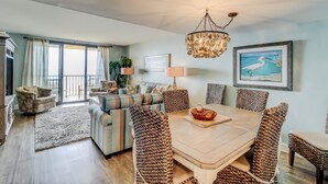 Unclassified image, 2 of 209, button - Three-bedroom Apartment (Hilton Head Island)