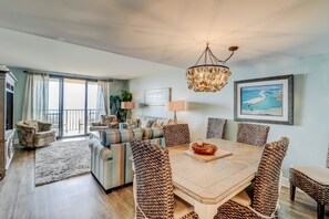 Talo, useita sänkyjä (Two-Bedroom Apartment) | Ruokailu omassa huoneessa