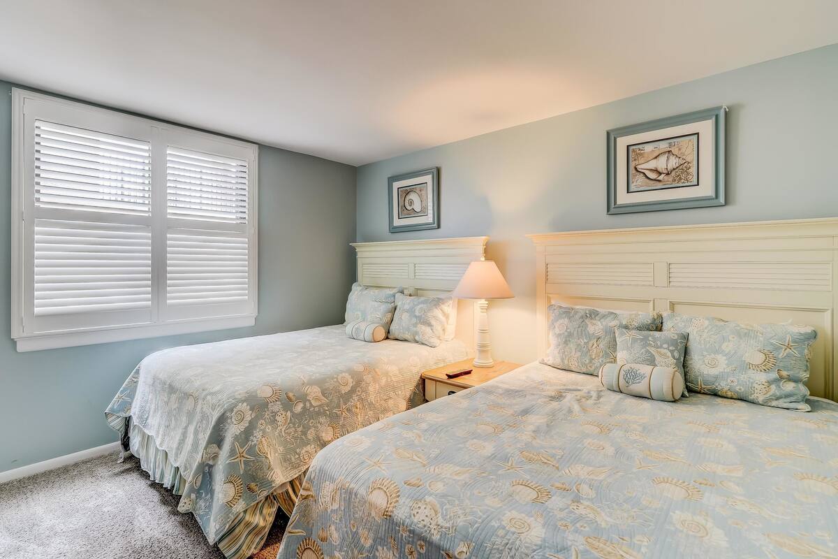 House, Multiple Beds (Two-Bedroom Apartment)