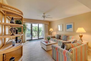 Talo, useita sänkyjä (Two-Bedroom Apartment) | Oleskelualue