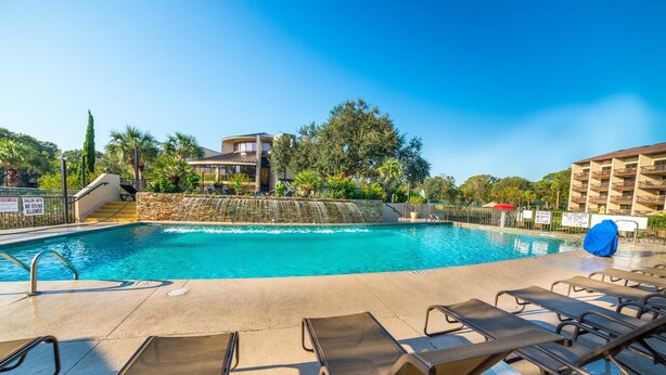 House, Multiple Beds (Two-Bedroom Apartment) | Outdoor pool - Three-bedroom Apartment (Hilton Head Island)