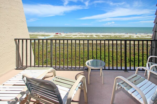 Casa, varias camas (Two-Bedroom Apartment) | Balcón