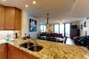 House, Multiple Beds (Two-Bedroom Apartment) | Private kitchen