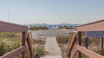 House, Multiple Beds (Two-Bedroom Apartment) | Balcony