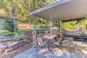 House, 1 Double Bed (Studio Apartment) | Property grounds