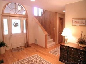 House | 3 bedrooms, desk, free WiFi, bed sheets