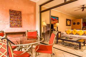 House, Multiple Beds (Apartment with Balcony) | Interior