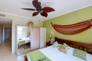 Room - Apartment With Balcony (Tamarindo)