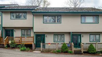 House | Bahagian luar