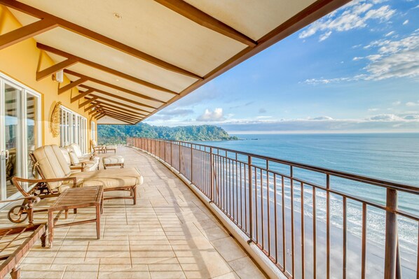 Huis, meerdere bedden (Apartment with Sea View) | Terrein van de accommodatie