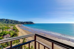 Balcony - Apartment With Sea View (Jacó)