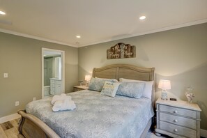 Room - Two-bedroom Apartment (Hilton Head Island)