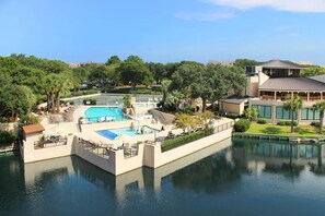 Pool - Two-bedroom Apartment (Hilton Head Island)