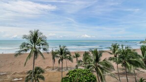 บ้านพัก, เตียงคิงไซส์ 1 เตียง (Apartment with Sea View) | ชายหาด