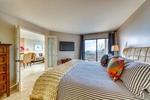 House, Multiple Beds (Two-Bedroom Apartment)