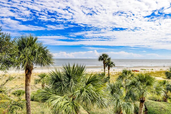 House, Multiple Beds (Two-Bedroom Apartment) | Beach