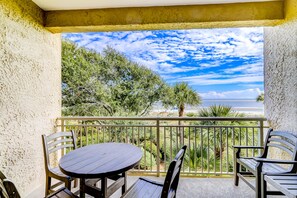 House, Multiple Beds (Two-Bedroom Apartment) | Balcony
