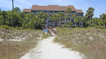 House, Multiple Beds (Two-Bedroom Apartment) | Front of property