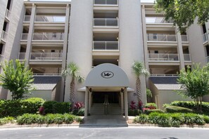 Hus - flere senge (Two-Bedroom Apartment) | Overnatningsstedets facade