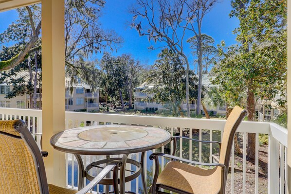 House, Multiple Beds (Three-Bedroom Apartment) | Balcony
