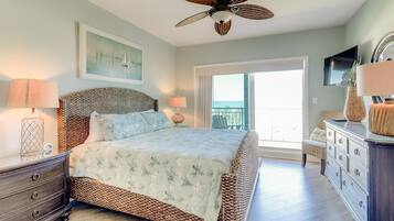 House, Multiple Beds (Three-Bedroom Apartment)