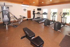 House, Multiple Beds (Three-Bedroom Apartment) | Fitness facility - Two-bedroom Apartment (Hilton Head Island)