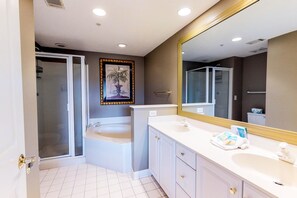 House, Multiple Beds (One-Bedroom Apartment) | Bathroom - One-bedroom Apartment (Hilton Head Island)