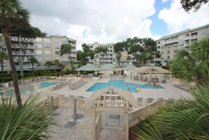 Rumah, Beberapa Tempat Tidur (Two-Bedroom Apartment) | Kolam renang outdoor