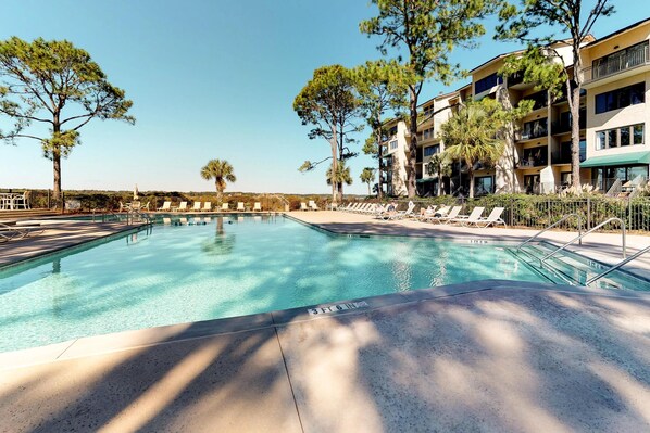 Casa, varias camas (Two-Bedroom Apartment) | Alberca